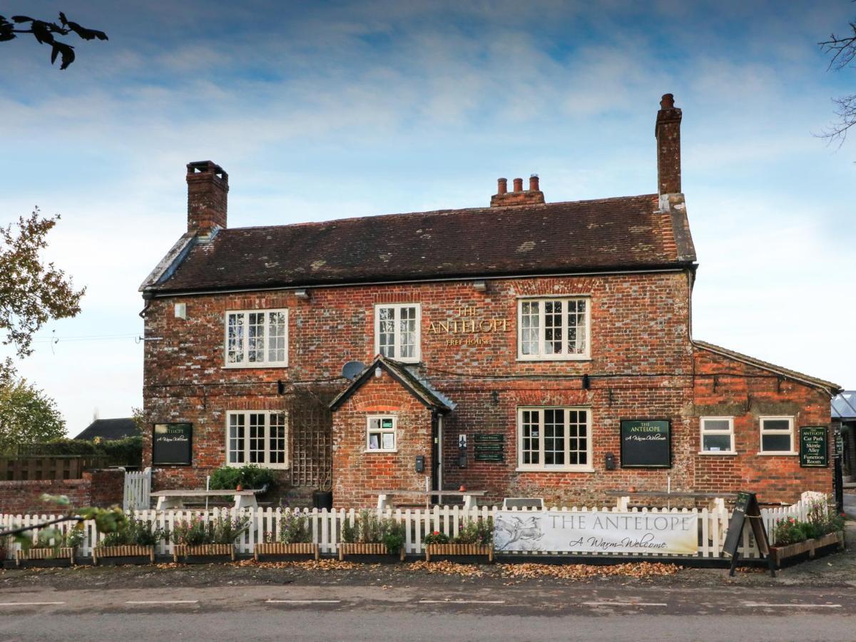 South Lodge Sturminster Newton Exteriér fotografie